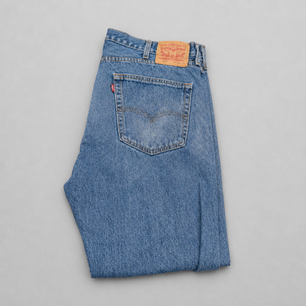 Levis 501 Jeans Mens 38x29 Original Fit Straight Leg Button Fly Blue Denim